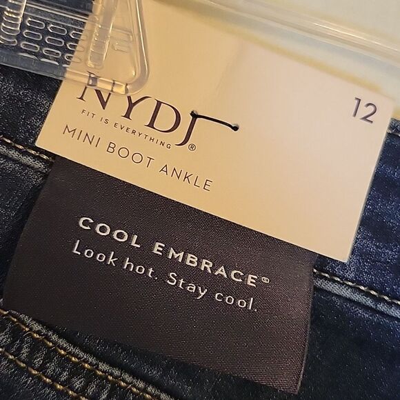$129 NEW NYDJ 12 BILLIE MINI BOOT CUT ANKLE FRAY OLYMPUS JEANS NORDSTROM 27" NWT - Picture 2 of 6
